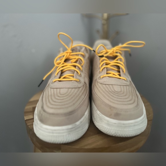 Air Force 1 '07 LV8 'Moving Company - Sanddrift' ~ Size 9.5 - Picture 4 of 8